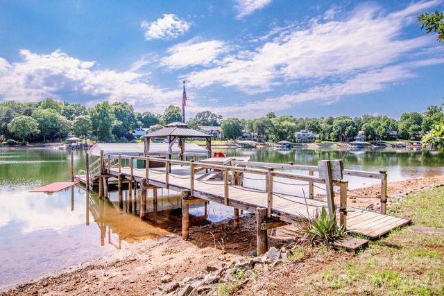 447 Kemp Road, Mooresville, NC 28117