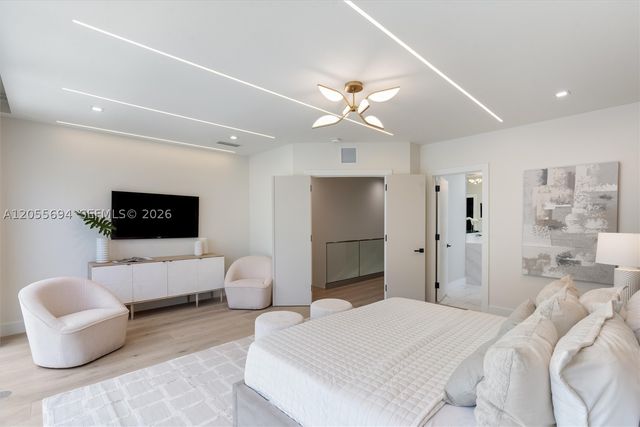 1418 NE 6th St, Fort Lauderdale, FL 33304