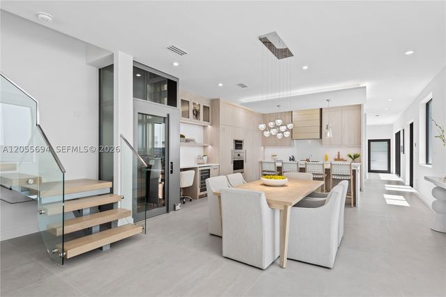 1418 NE 6th St, Fort Lauderdale, FL 33304