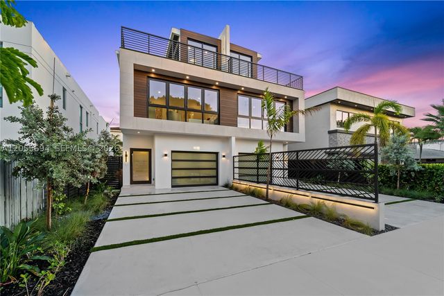 1418 NE 6th St, Fort Lauderdale, FL 33304