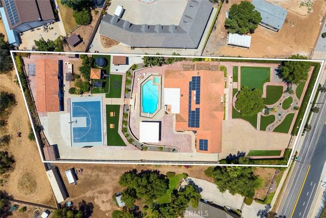 2785 State, Corona, CA 92881