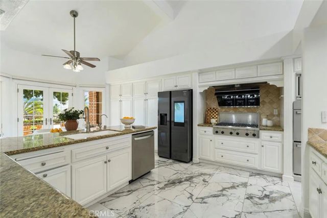 2785 State, Corona, CA 92881
