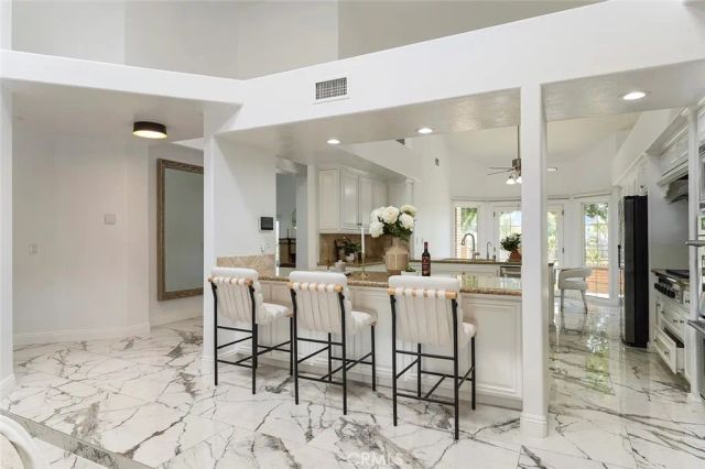 2785 State, Corona, CA 92881