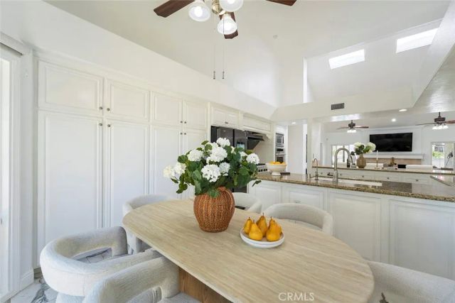 2785 State, Corona, CA 92881