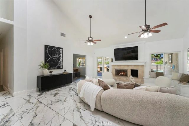 2785 State, Corona, CA 92881
