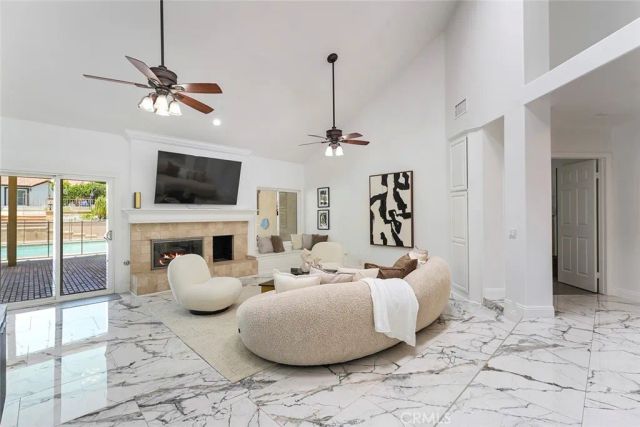2785 State, Corona, CA 92881