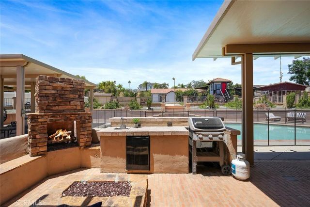 2785 State, Corona, CA 92881