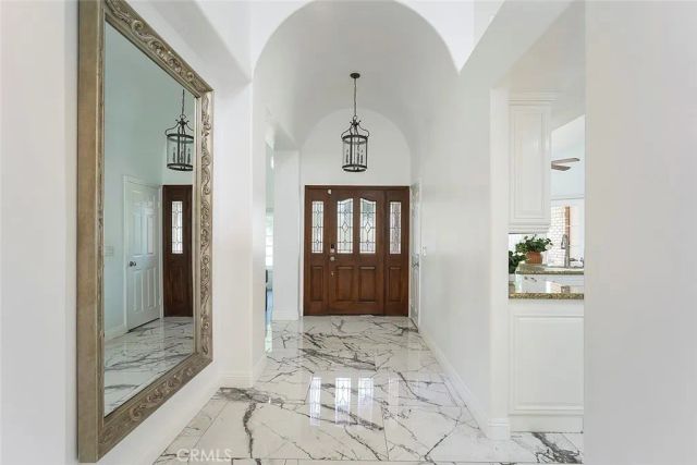 2785 State, Corona, CA 92881