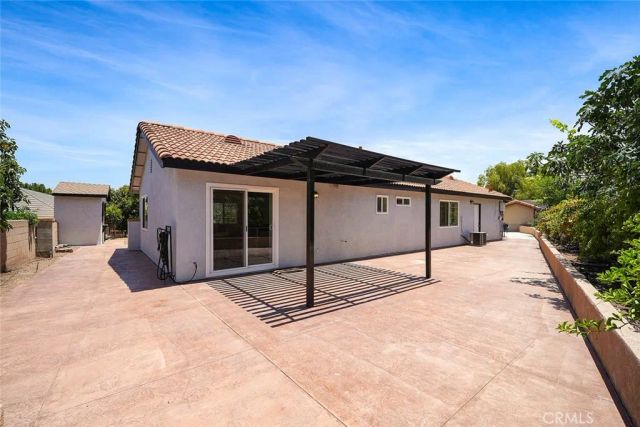 2785 State, Corona, CA 92881