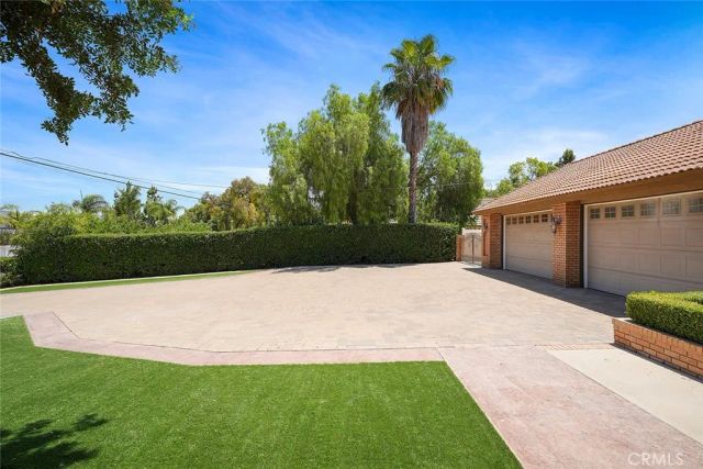 2785 State, Corona, CA 92881