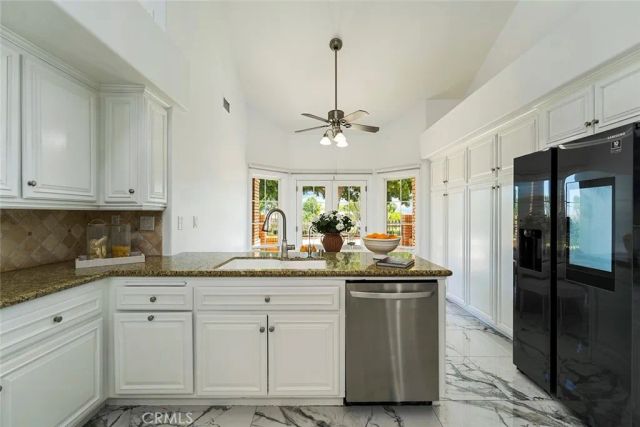 2785 State, Corona, CA 92881
