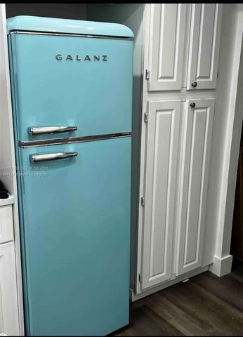 700 NW 214th St 719, Miami Gardens, FL 33169