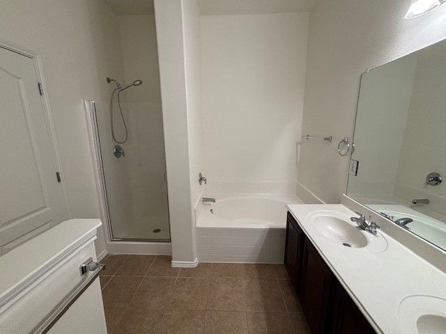 8135 Tierra Del Sol Road, Arlington, TX 76002