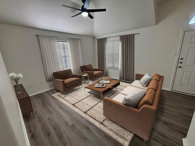 8135 Tierra Del Sol Road, Arlington, TX 76002