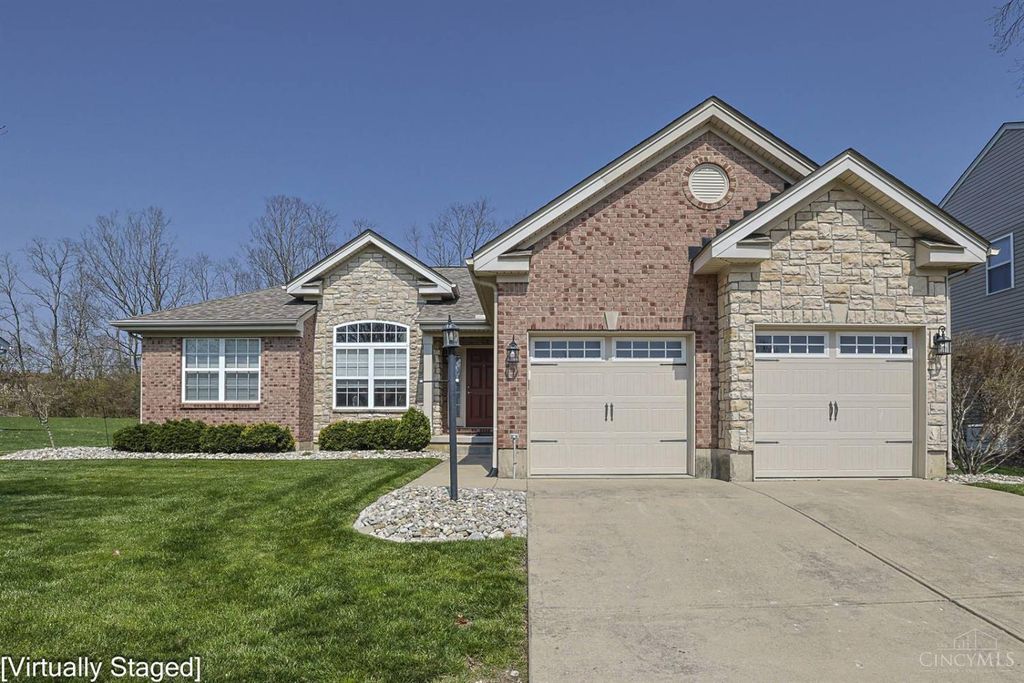 704 Oak Forest Drive, Hamilton Twp, OH 45152