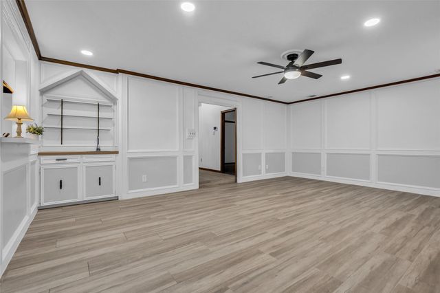 9 Devonshire Drive, Conroe, TX 77304