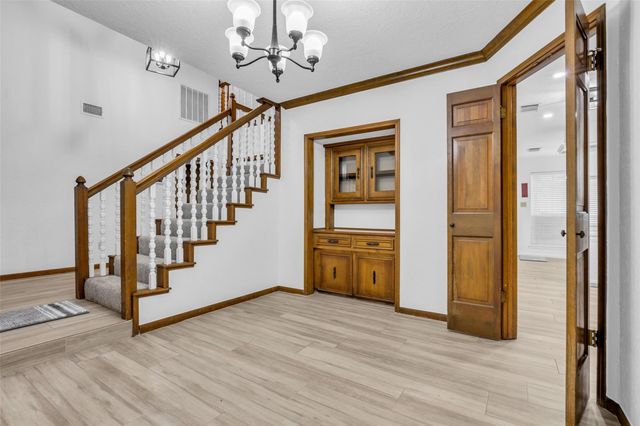 9 Devonshire Drive, Conroe, TX 77304