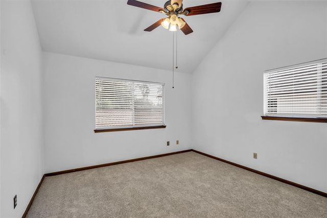 9 Devonshire Drive, Conroe, TX 77304