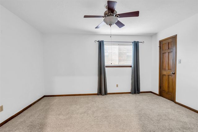 9 Devonshire Drive, Conroe, TX 77304
