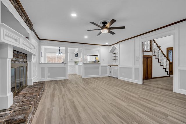 9 Devonshire Drive, Conroe, TX 77304