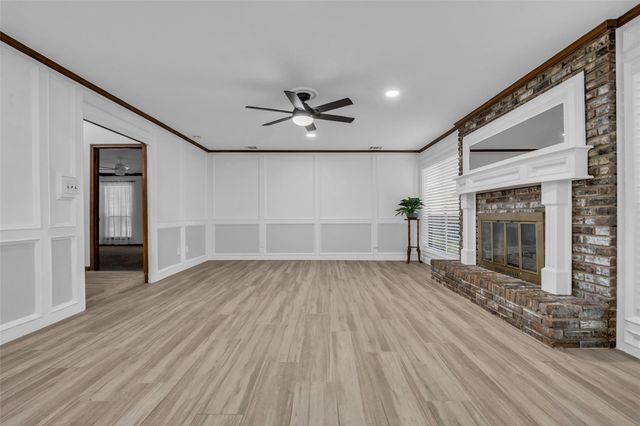 9 Devonshire Drive, Conroe, TX 77304