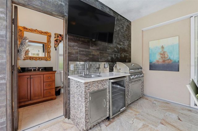 17912 SAINT CROIX ISLE DRIVE, Tampa, FL 33647