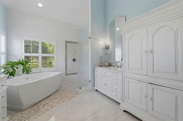 17912 SAINT CROIX ISLE DRIVE, Tampa, FL 33647