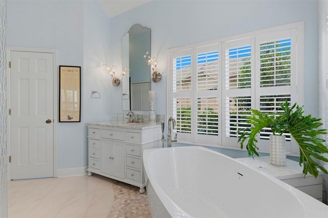 17912 SAINT CROIX ISLE DRIVE, Tampa, FL 33647