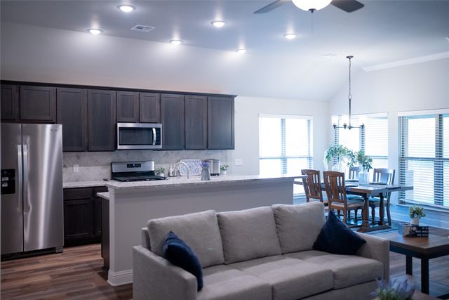 3919 Rose Hill Court, Denison, TX 75020