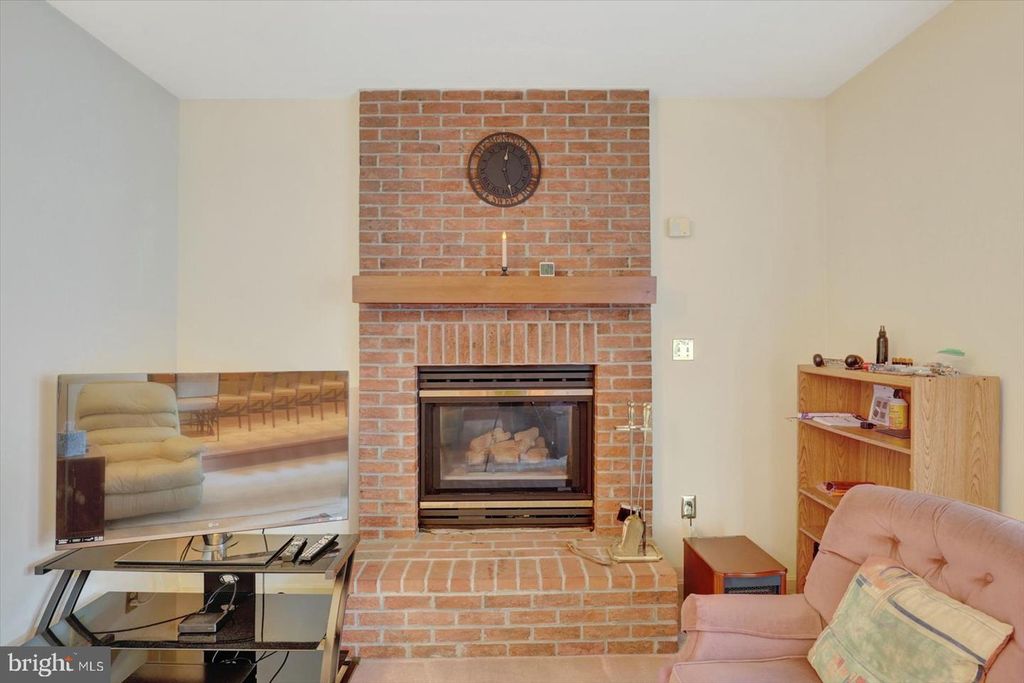 839 MARJORY TER, Lancaster, PA 17603