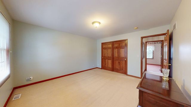 1803 River Ridge Circle, Naperville, IL 60565