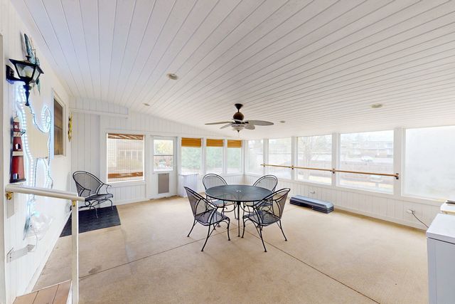 1803 River Ridge Circle, Naperville, IL 60565