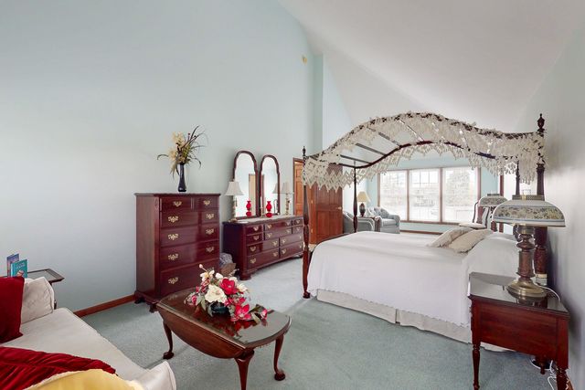 1803 River Ridge Circle, Naperville, IL 60565