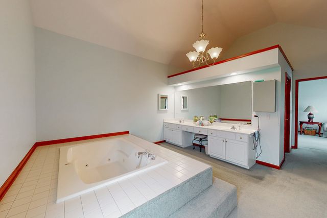 1803 River Ridge Circle, Naperville, IL 60565