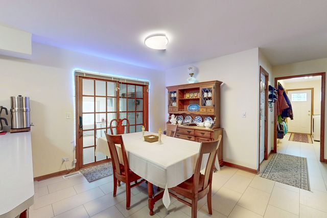 1803 River Ridge Circle, Naperville, IL 60565