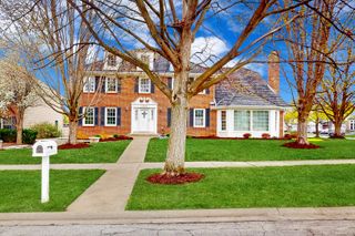 1803 River Ridge Circle, Naperville, IL 60565