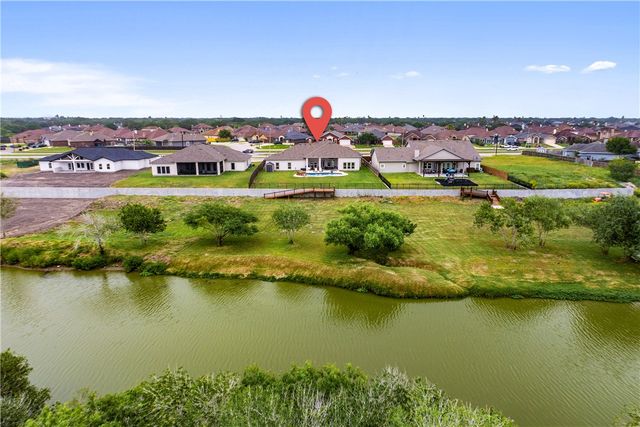 4041 Ranch Lake Dr, Corpus Christi, TX 78413