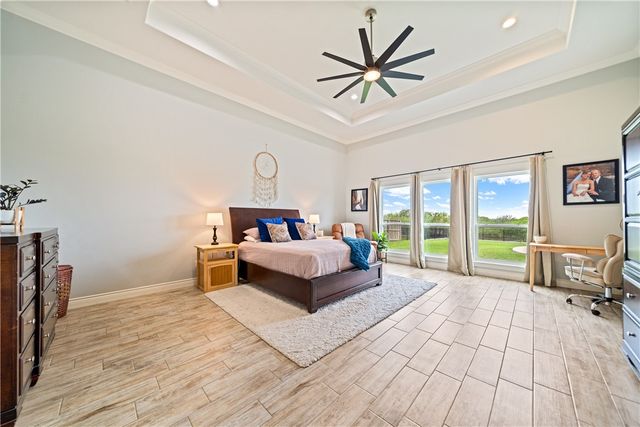 4041 Ranch Lake Dr, Corpus Christi, TX 78413