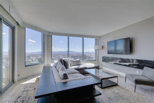 322 Karen Avenue 3902, Las Vegas, NV 89109