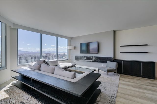 322 Karen Avenue 3902, Las Vegas, NV 89109