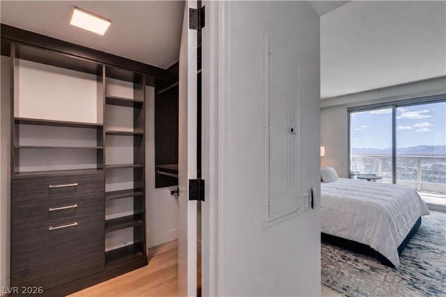 322 Karen Avenue 3902, Las Vegas, NV 89109