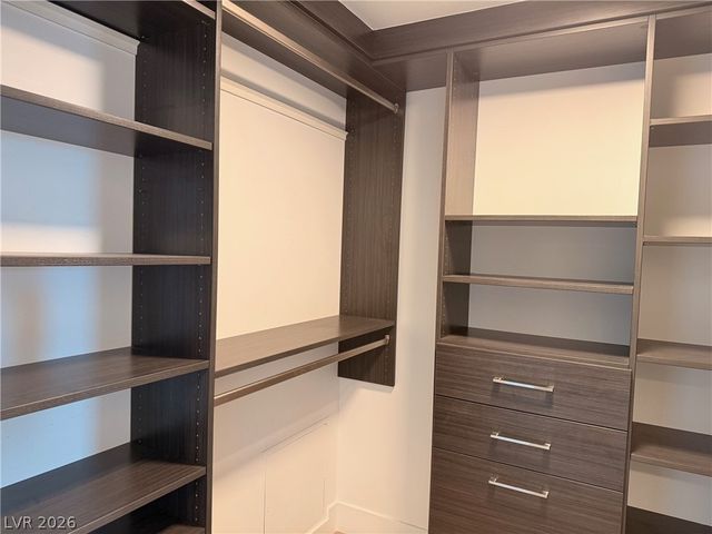 322 Karen Avenue 3902, Las Vegas, NV 89109