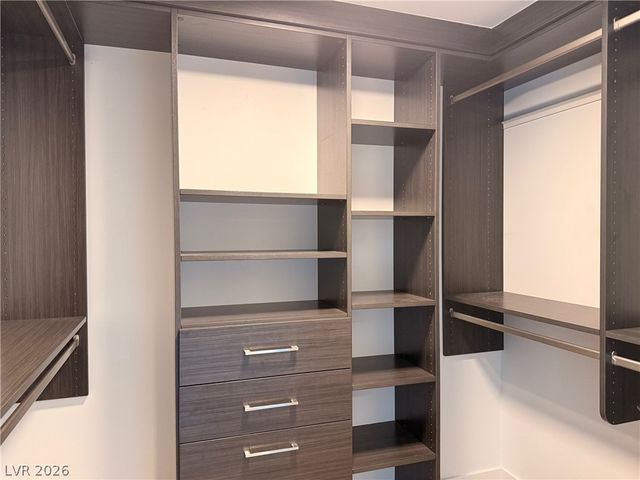 322 Karen Avenue 3902, Las Vegas, NV 89109