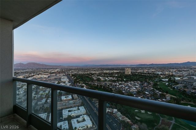 322 Karen Avenue 3902, Las Vegas, NV 89109