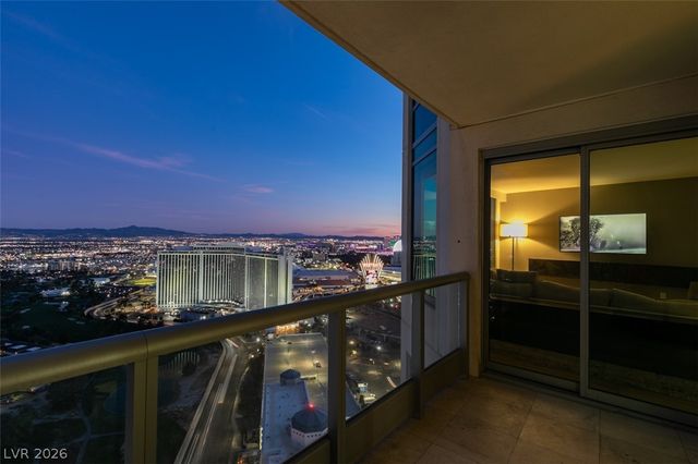 322 Karen Avenue 3902, Las Vegas, NV 89109