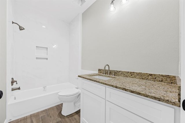 1805 Rollingwood Drive, Huntsville, TX 77340