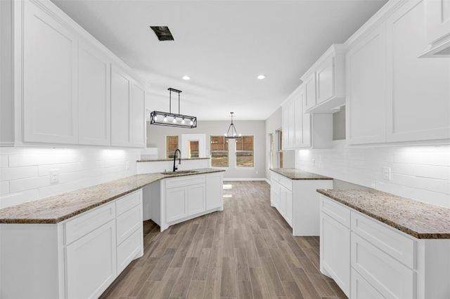 1805 Rollingwood Drive, Huntsville, TX 77340