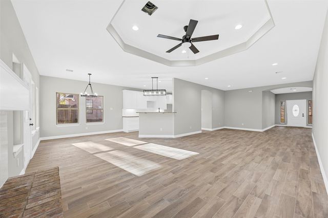 1805 Rollingwood Drive, Huntsville, TX 77340