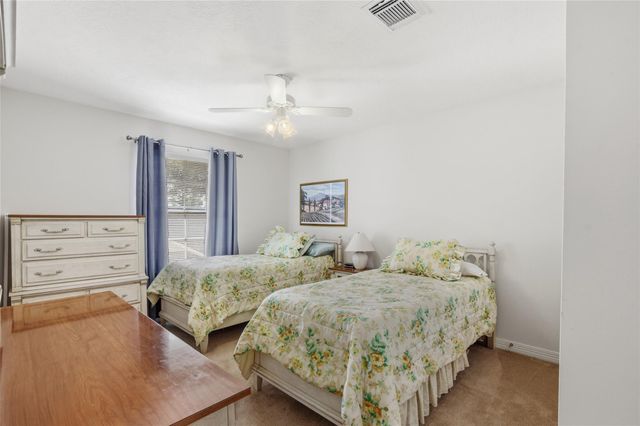 4411 Cedar Ridge Trail, Houston, TX 77059