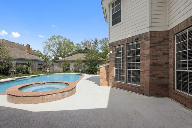 4411 Cedar Ridge Trail, Houston, TX 77059